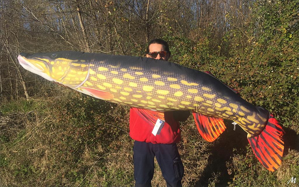 Fiaschetta Personalizzata Per Pescatori: Legno Con Incisione Luccio E Testo Pike Hunter, 180 Ml - 5